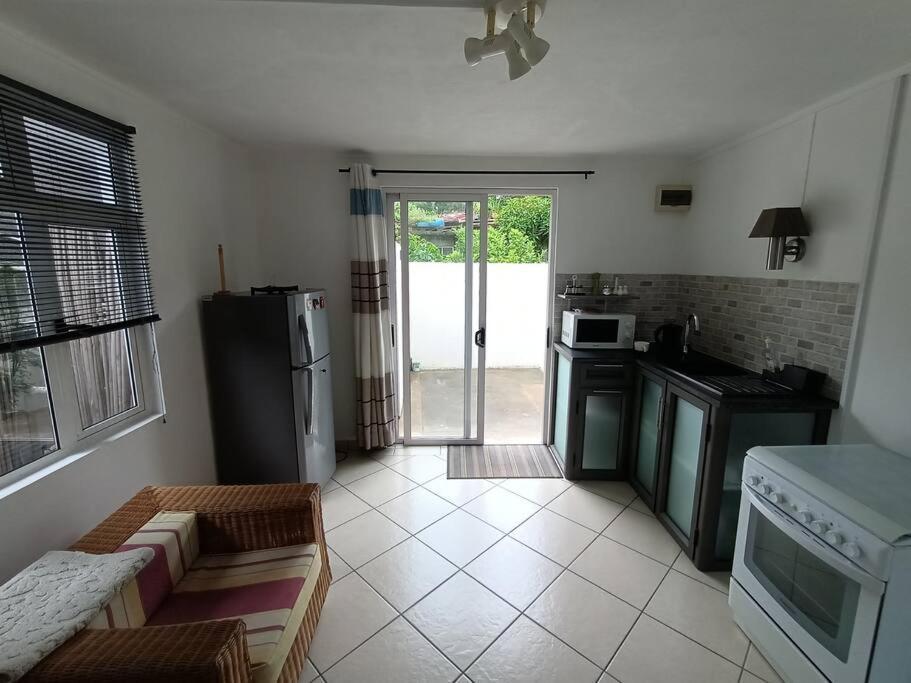 Surf House Holidays Ruisseau Creole Exterior foto
