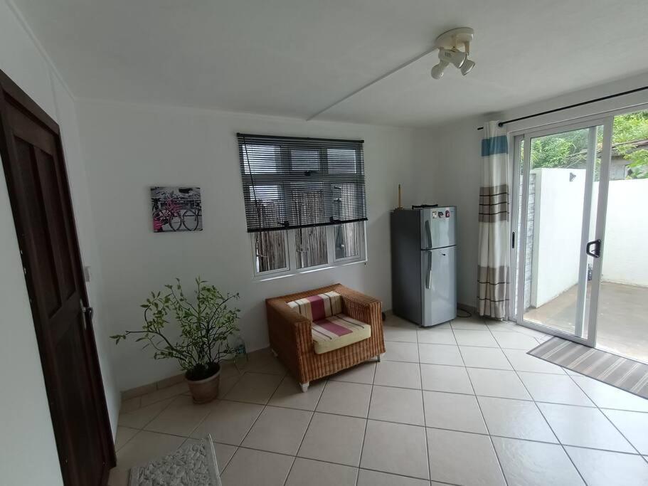 Surf House Holidays Ruisseau Creole Exterior foto
